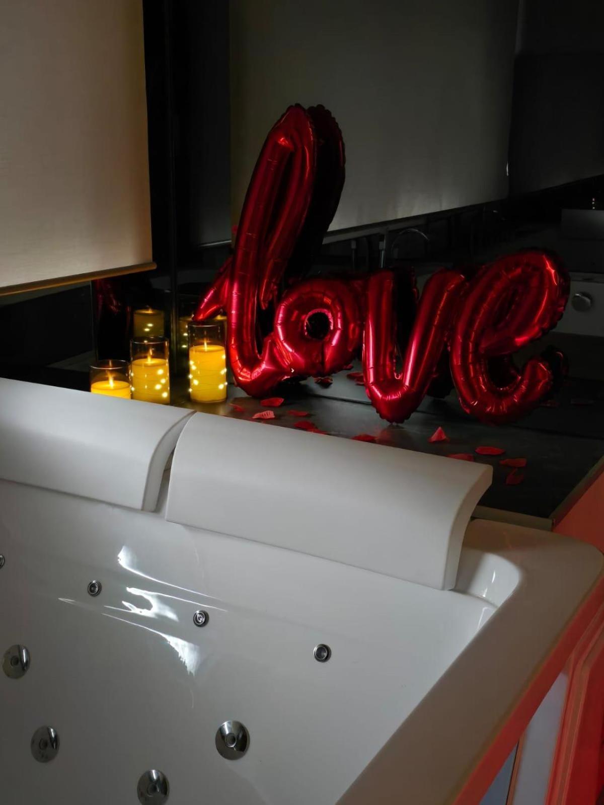 Heysuite - Luxury House - Roma Trastevere Dış mekan fotoğraf